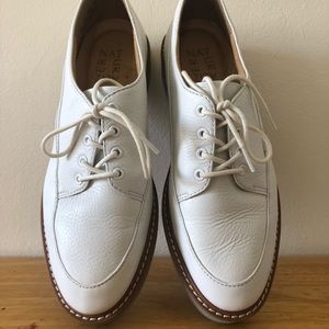 Oxford shoes